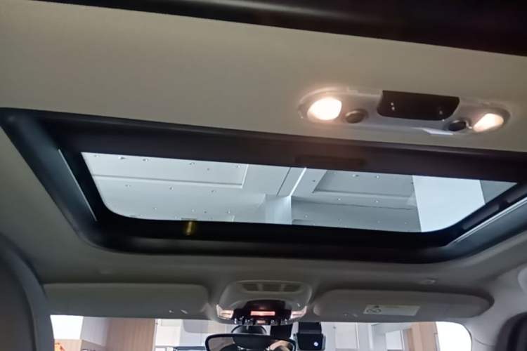 Used MINI Countryman 2022 1.5T COOPER Connoisseur Headliner