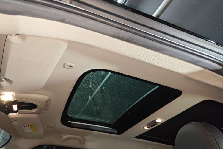 Used MINI Countryman 2022 1.5T COOPER Connoisseur Headliner
