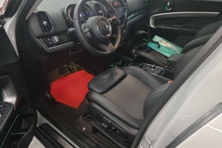 Used MINI Countryman 2022 1.5T COOPER Connoisseur Left Front Seat