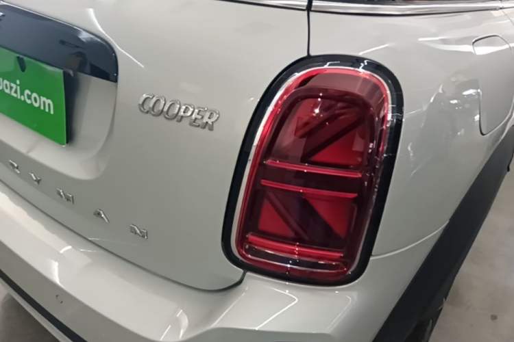 Used MINI Countryman 2022 1.5T COOPER Connoisseur Right Rear Taillight