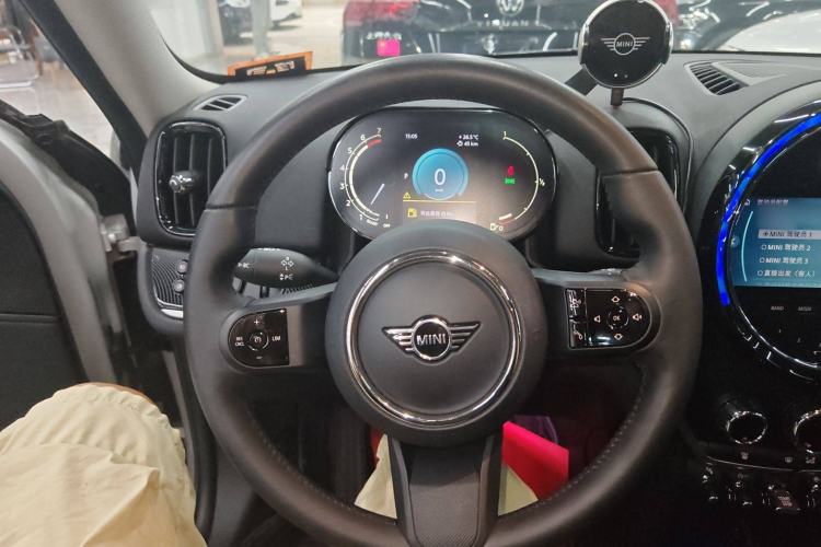 Used MINI Countryman 2022 1.5T COOPER Connoisseur Steering Wheel