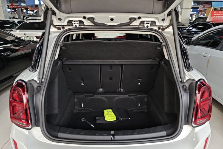Used MINI Countryman 2022 2.0T COOPER S ALL4 Trunk