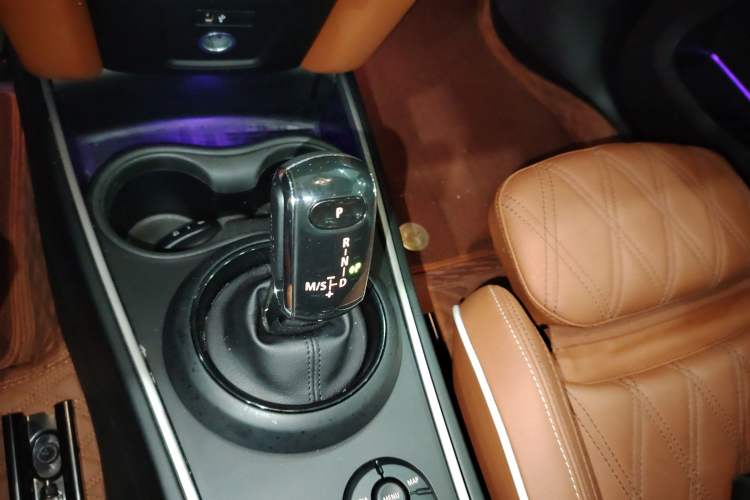 Used MINI Countryman 2022 Updated 2.0T COOPER S ALL4 Gear Lever