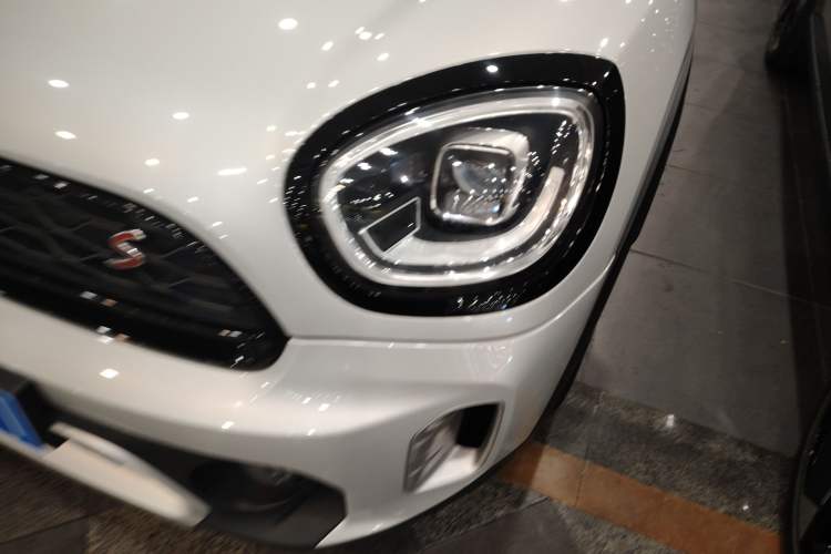 Used MINI Countryman 2022 Updated 2.0T COOPER S ALL4 Left Front Headlight