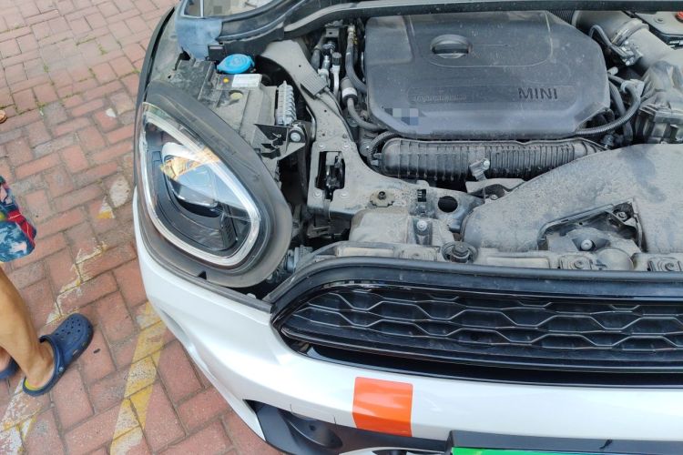Used MINI Countryman 2023 2.0T COOPER S ALL4 Blank Space Special Edition Engine Bay Right