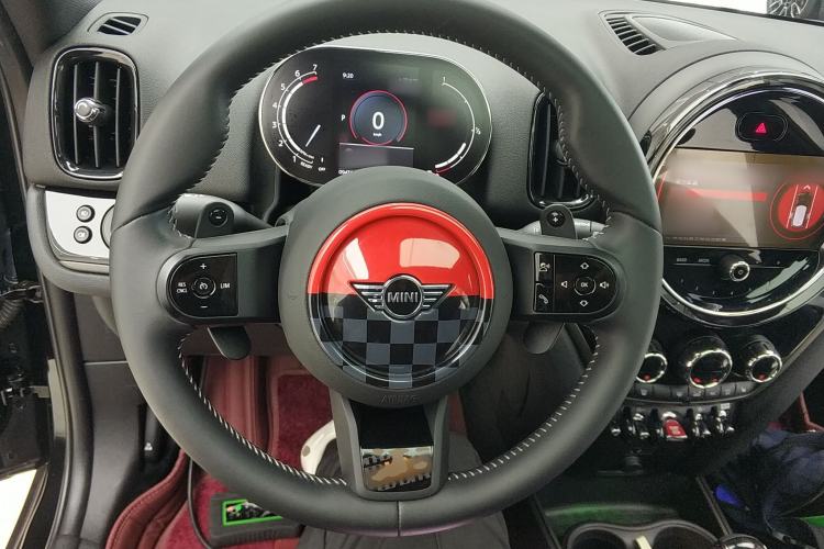Used MINI Countryman 2023 Restyled 2.0T COOPER S ALL4 Blank Space Special Edition Steering Wheel