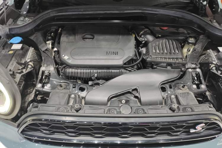 Used MINI Countryman 2023 Revised Edition 2.0T COOPER S ALL4 Connoisseur Engine Bay