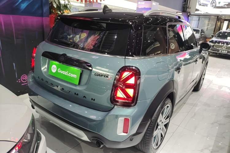 Used MINI Countryman 2023 Revised Edition 2.0T COOPER S ALL4 Connoisseur Rear Right 45 Deg