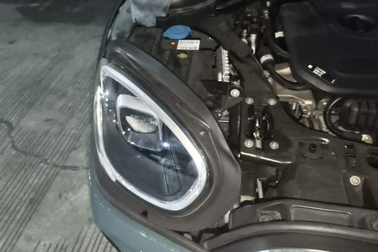 Used MINI Countryman 2023 1.5T COOPER Connoisseur Right Front Headlight