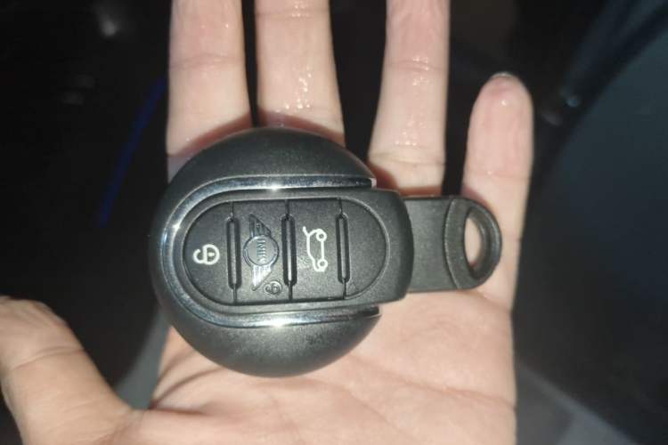 Used MINI Countryman 2023 1.5T COOPER Connoisseur Vehicle Key