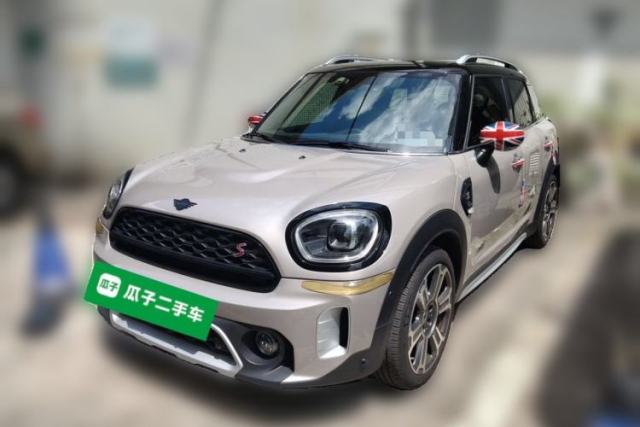Ojetý MINI Countryman 2023 Second Facelift 2.0T COOPER S ALL4 Connoisseur