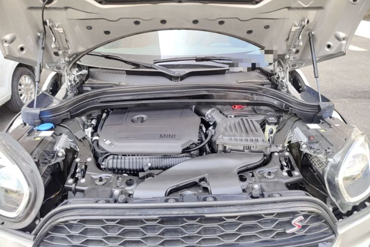 Used MINI Countryman 2023 2.0T COOPER S ALL4 Connoisseur Engine Bay