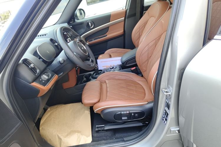 Used MINI Countryman 2023 2.0T COOPER S ALL4 Connoisseur Left Front Seat