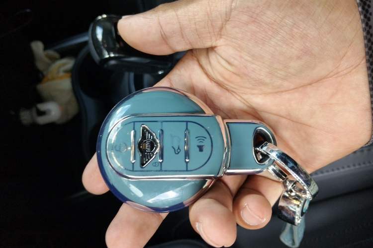 Used MINI Countryman 2023 Second Facelift 2.0T COOPER S ALL4 Connoisseur Vehicle Key