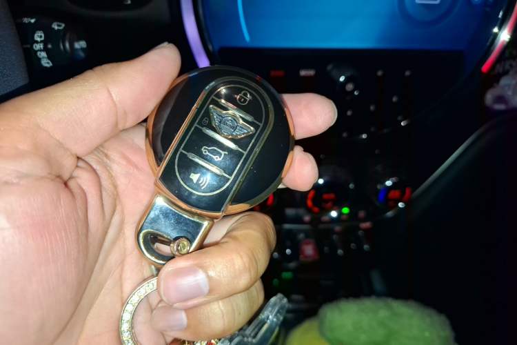 Used MINI Countryman 2023 1.5T COOPER Connoisseur Vehicle Key