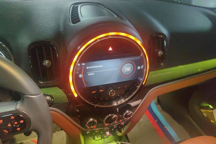 Used MINI Countryman 2023 Revised Edition 2.0T COOPER S ALL4 Connoisseur Audio And AC Panel