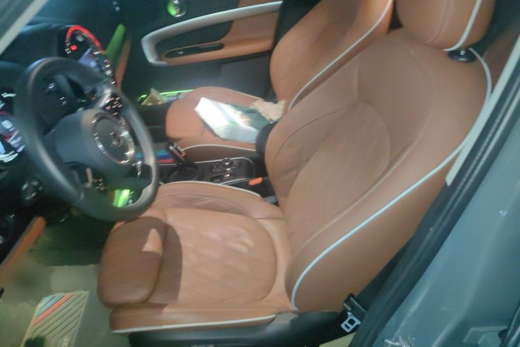 Used MINI Countryman 2023 Revised Edition 2.0T COOPER S ALL4 Connoisseur Left Front Seat
