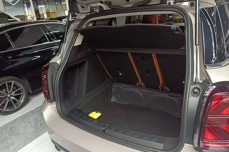 Used MINI Countryman 2023 Revised Edition 2.0T COOPER S ALL4 Connoisseur Trunk