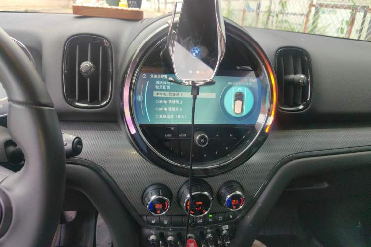 Used MINI Countryman 2023 Updated 1.5T COOPER ALL4 Connoisseur Audio And AC Panel