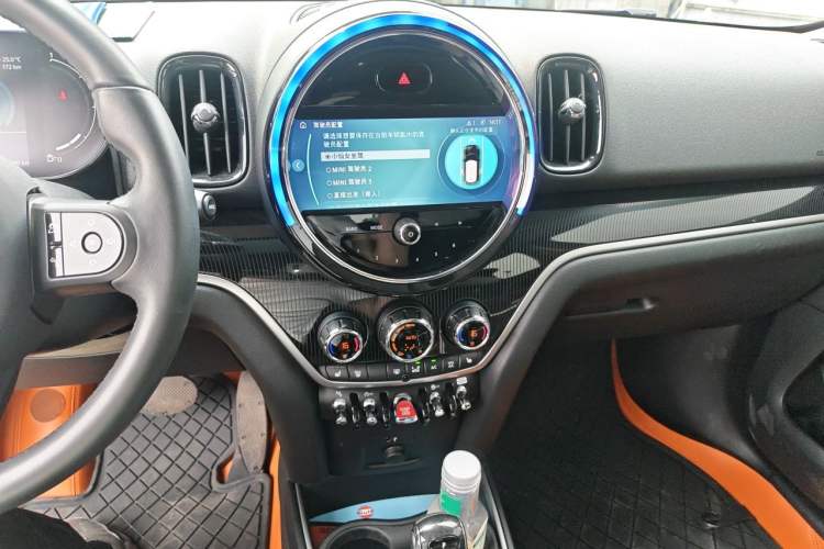 Used MINI Countryman 2023 Updated 1.5T COOPER ALL4 Connoisseur Audio And AC Panel