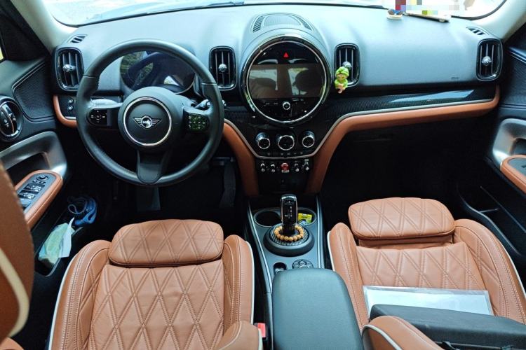 Used MINI Countryman 2023 Refresh 1.5T COOPER Connoisseur Center Console