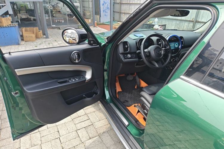 Used MINI Countryman 2023 Updated 1.5T COOPER ALL4 Connoisseur Driver Seat