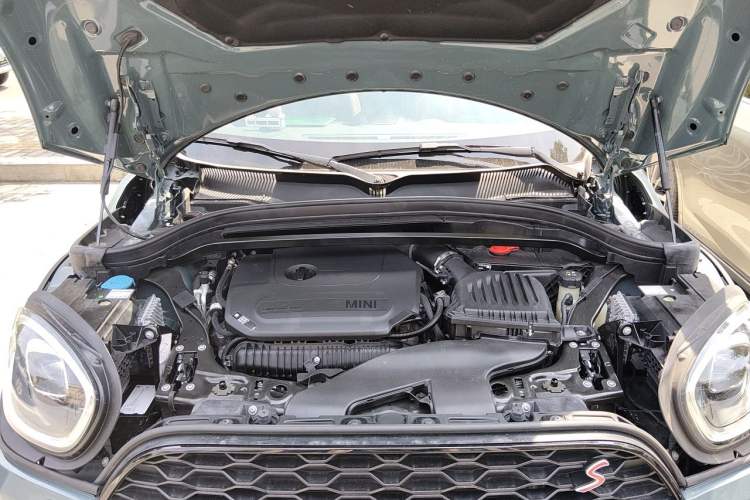 Used MINI Countryman 2023 Revised Edition 2.0T COOPER S ALL4 Connoisseur Engine Bay