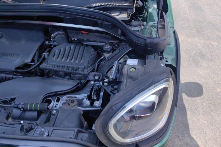 Used MINI Countryman 2023 Updated 1.5T COOPER ALL4 Connoisseur Engine Bay Left