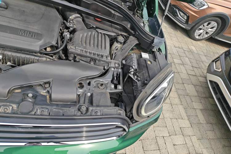 Used MINI Countryman 2023 Updated 1.5T COOPER ALL4 Connoisseur Engine Bay Left