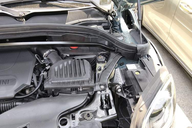 Used MINI Countryman 2023 Revised Edition 2.0T COOPER S ALL4 Connoisseur Engine Bay Left
