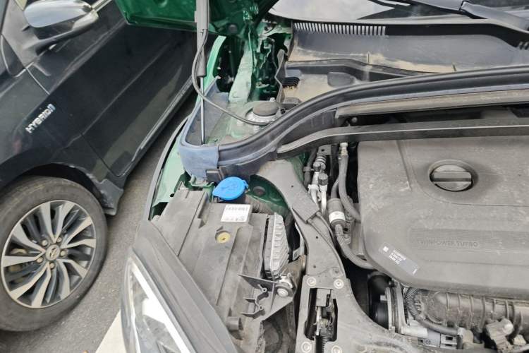 Used MINI Countryman 2023 1.5T COOPER ALL4 Connoisseur Engine Bay Right