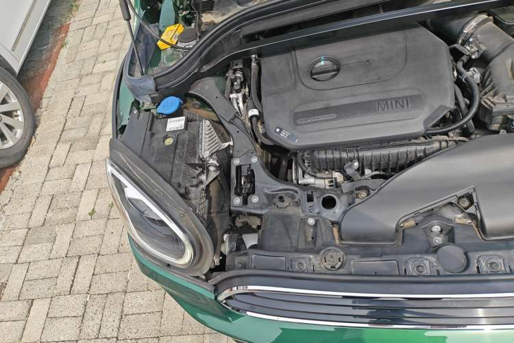 Used MINI Countryman 2023 Updated 1.5T COOPER ALL4 Connoisseur Engine Bay Right
