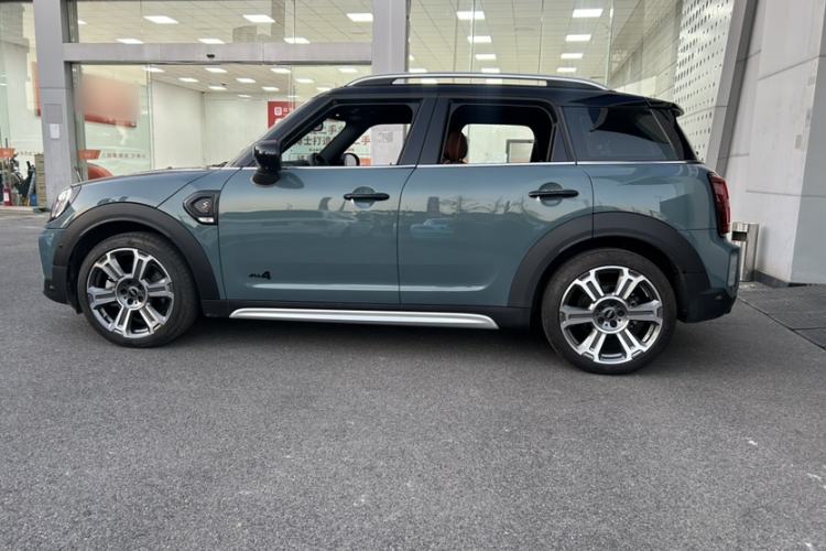Used MINI Countryman 2023 Second Facelift 2.0T COOPER S ALL4 Connoisseur Exterior 3