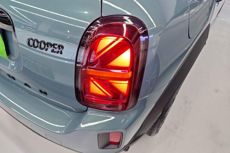 Used MINI Countryman 2023 1.5T COOPER Connoisseur Exterior 6