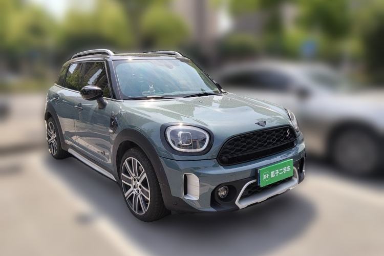 Used MINI Countryman 2023 Revised Edition 2.0T COOPER S ALL4 Connoisseur Front Right 45 Deg