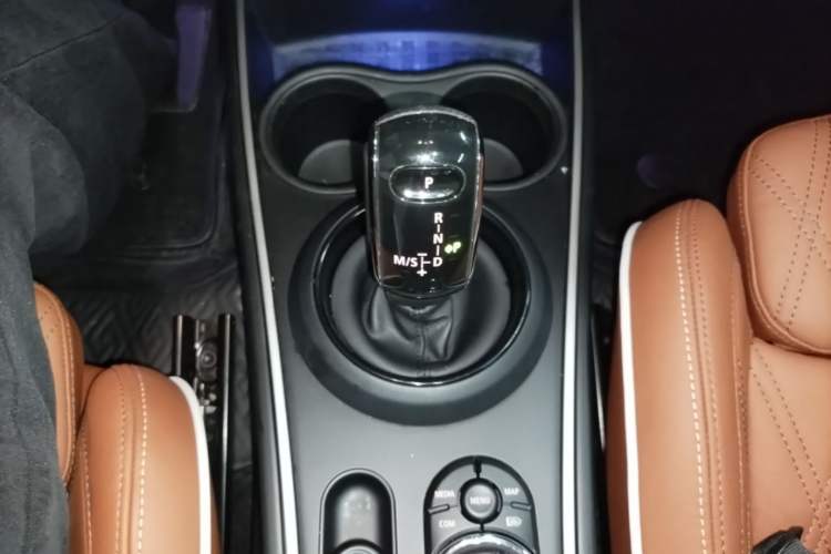 Used MINI Countryman 2023 Revised Edition 2.0T COOPER S ALL4 Connoisseur Gear Lever