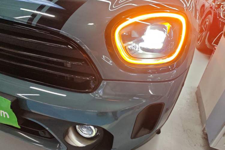 Used MINI Countryman 2023 1.5T COOPER Connoisseur Left Front Headlight