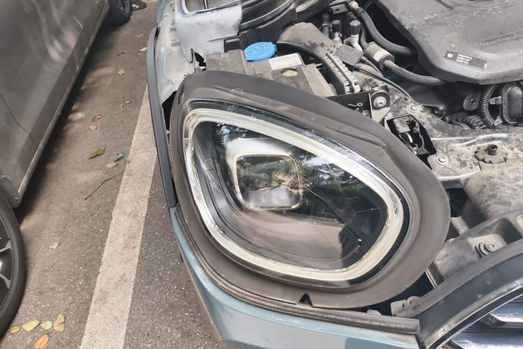 Used MINI Countryman 2023 1.5T COOPER Connoisseur Right Front Headlight