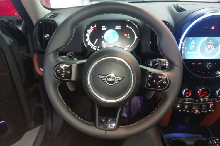 Used MINI Countryman 2023 Revised Edition 2.0T COOPER S ALL4 Connoisseur Steering Wheel