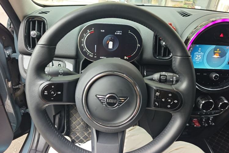 Used MINI Countryman 2023 1.5T COOPER ALL4 Connoisseur Steering Wheel