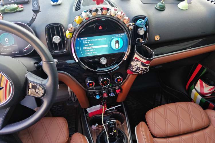 Used MINI Countryman 2023 2.0T COOPER S Connoisseur Audio And AC Panel