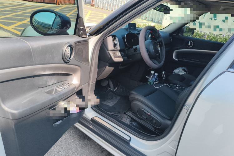 Used MINI Countryman 2023 Updated 1.5T COOPER ALL4 Connoisseur Driver Seat