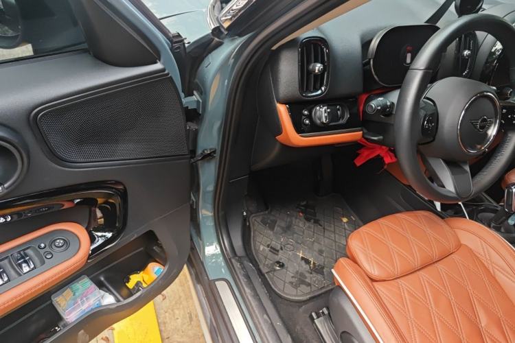 Used MINI Countryman 2023 1.5T COOPER Connoisseur Driver Seat