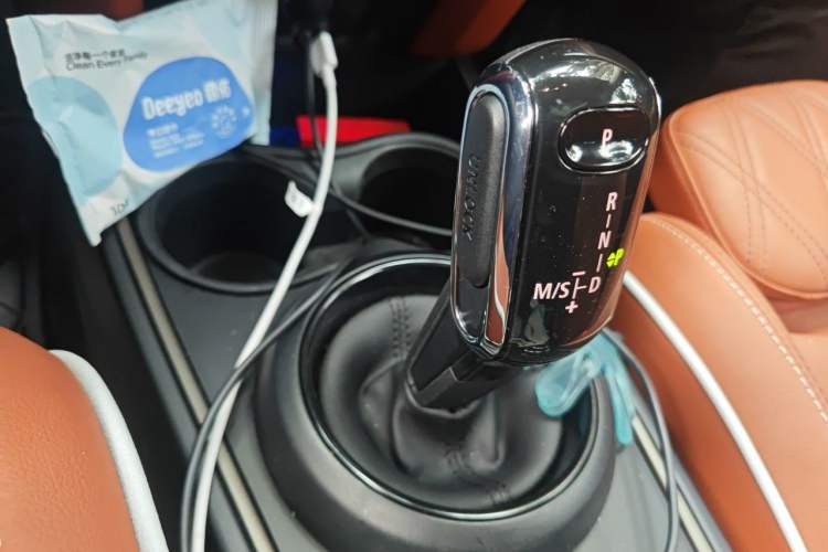 Used MINI Countryman 2023 1.5T COOPER Connoisseur Gear Lever