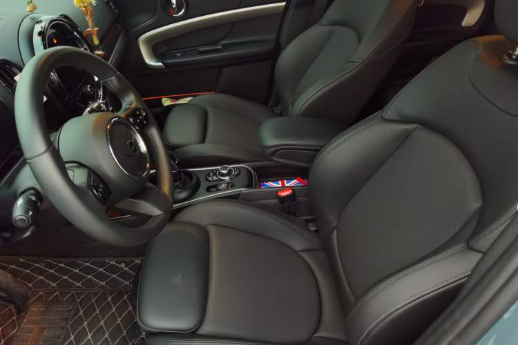 Used MINI Countryman 2023 Updated 1.5T COOPER ALL4 Connoisseur Left Front Seat