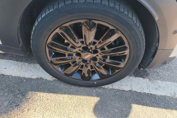 Used MINI Countryman 2023 Updated 1.5T COOPER ALL4 Connoisseur Right Front Wheel Hub