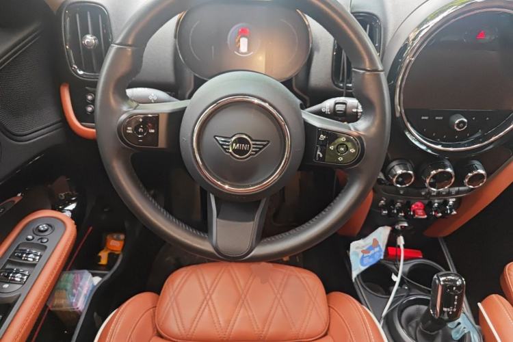 Used MINI Countryman 2023 1.5T COOPER Connoisseur Steering Wheel