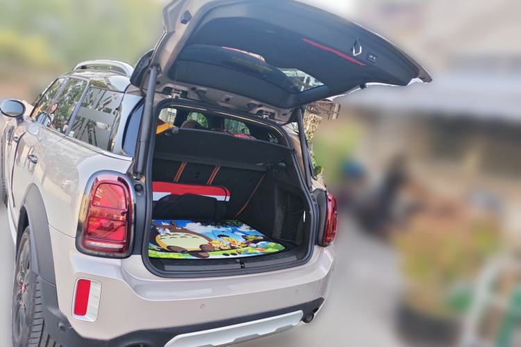 Used MINI Countryman 2023 2.0T COOPER S Connoisseur Trunk
