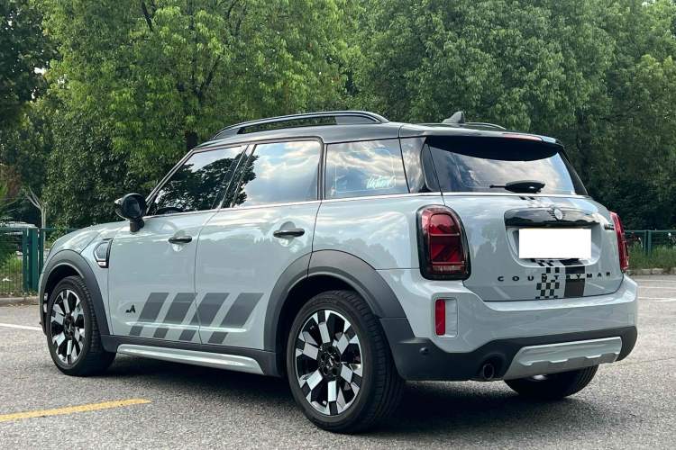 Used MINI Countryman 2023 1.5T COOPER ALL4 Wild Special Edition Exterior 3