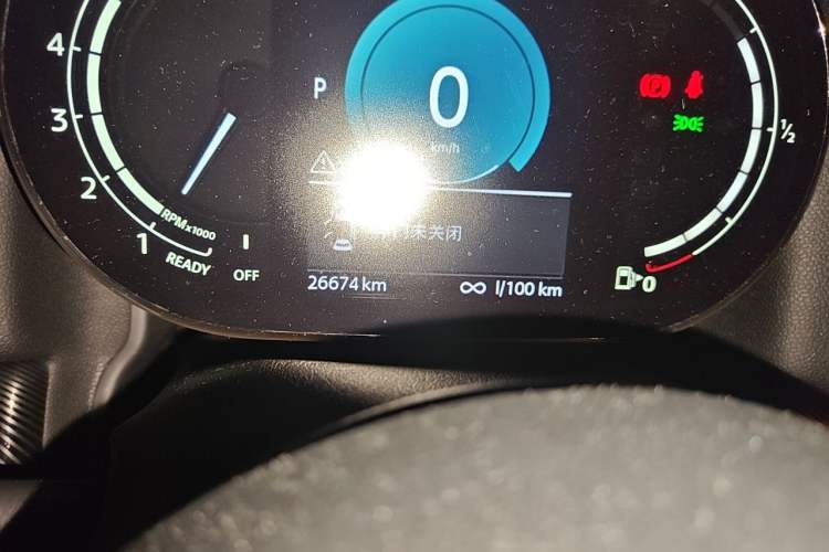 Used MINI Countryman 2023 Updated 1.5T COOPER ALL4 Connoisseur Odometer Close Up